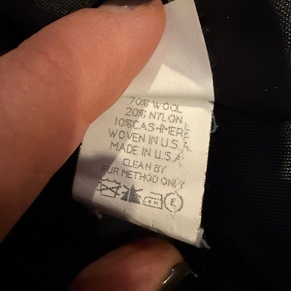 Stunning Cashmere blend dress coat with fur trim - Picture 9 of 9